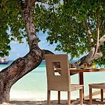 Constance Moofushi Maldives 